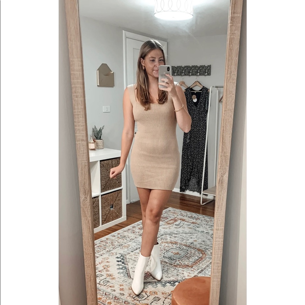 NWT KNIT BODYCON MINI DRESS